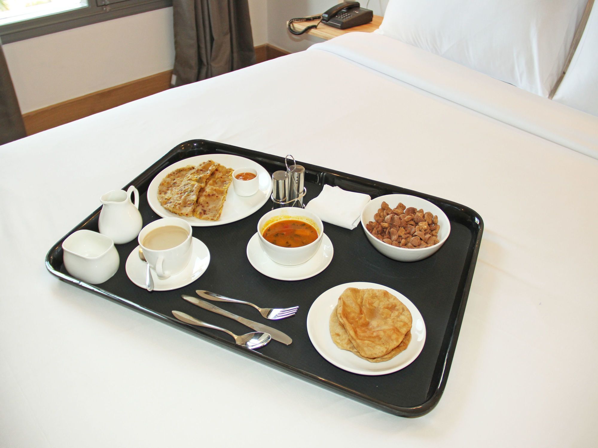 Hotel Fabexpress Ashray Noida Esterno foto